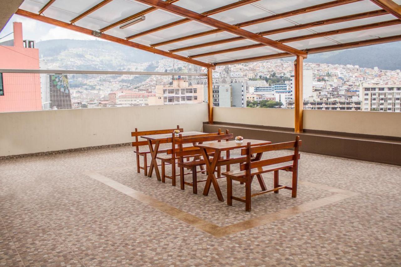 Hotel Margarita 2 Quito Bagian luar foto