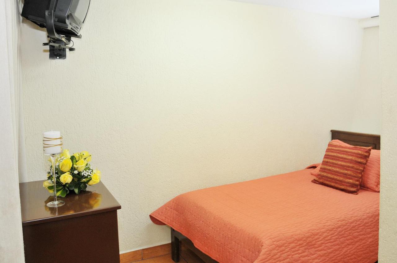 Hotel Margarita 2 Quito Bagian luar foto